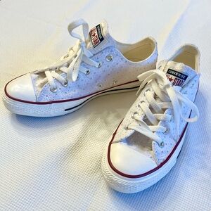 💫⭐️Converse All-Star Adult Unisex 6/8 White on White Eyelet Stars Sneakers